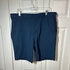 Walter Hagen shorts size 38